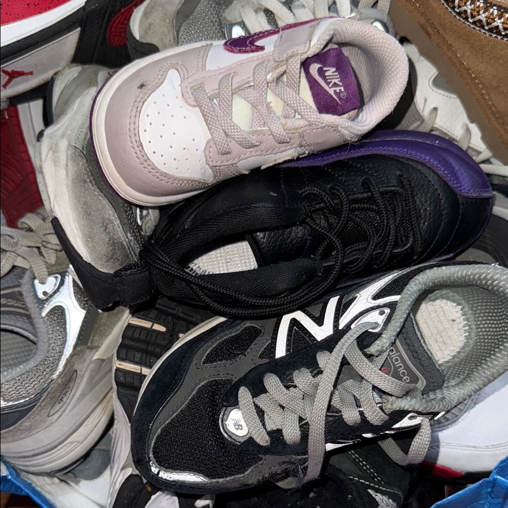 Nike Black and Purple Sneakers Athletic Style